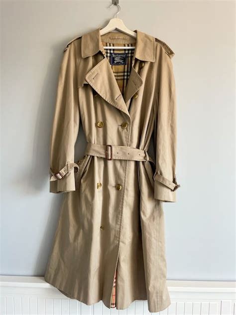 size 52 burberry trench coat